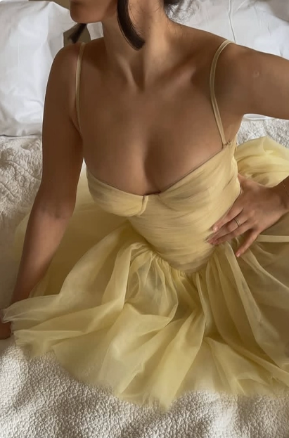 Cute Waist Yellow Suspender Tulle A-line 17th Birthday Homecoming Dress cc3821