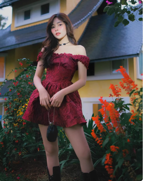 Sweet Burgundy Jacquard Shoulder Strap Waist A-line 17th Birthday Homecoming Dress cc3835