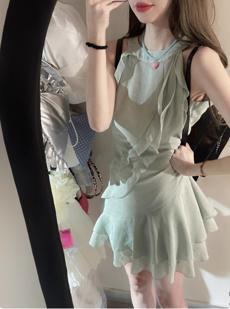 Beautiful Green Cold Shoulder Halter Neck Ruffled Birthday Skirt Homecoming Dress cc3837