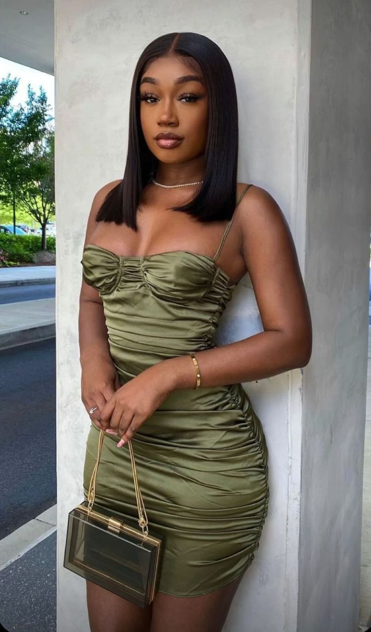 Simple Green Suspender Low-cut Pleated Hip-hugging 17th Birthday Homecoming Dress cc3877