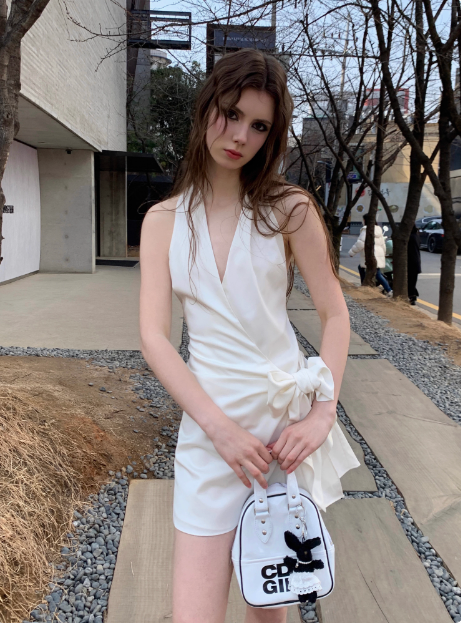 Elegant White Satin Lace Up Birthday Dress Homecoming Dress cc3893