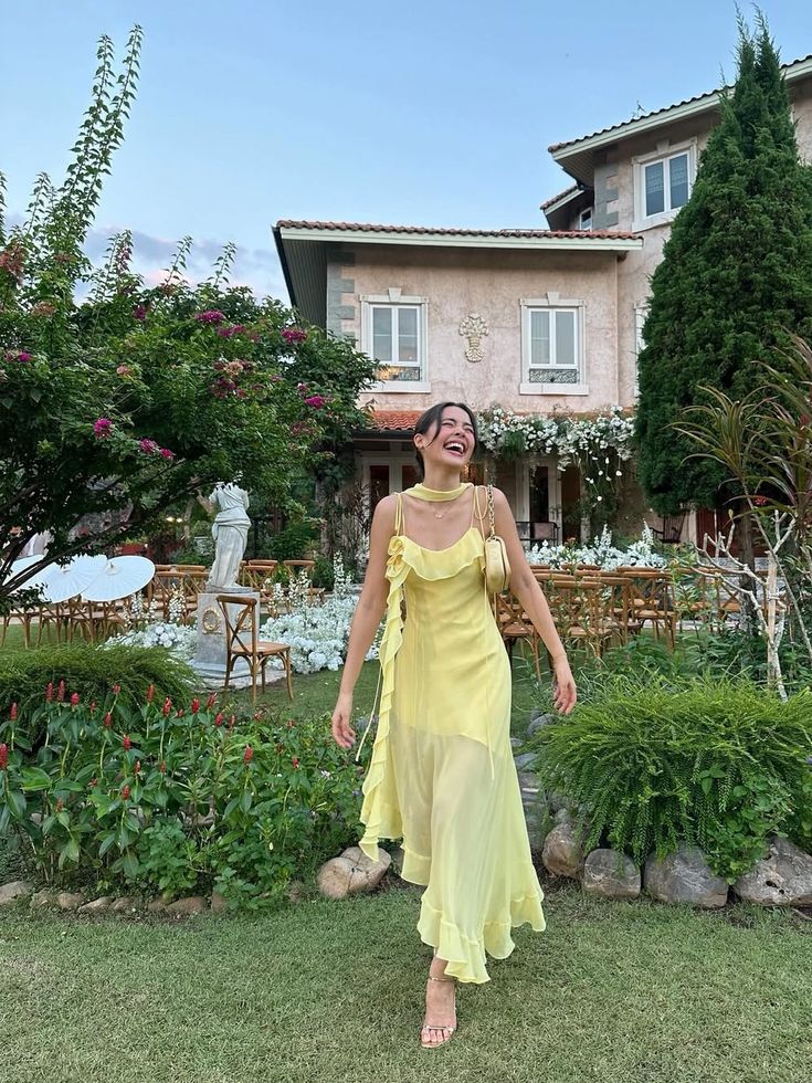 Fresh Pale Yellow Spaghetti Strap Ruffled Irregular Chiffon Long Prom Dress Evening Dress cc5109