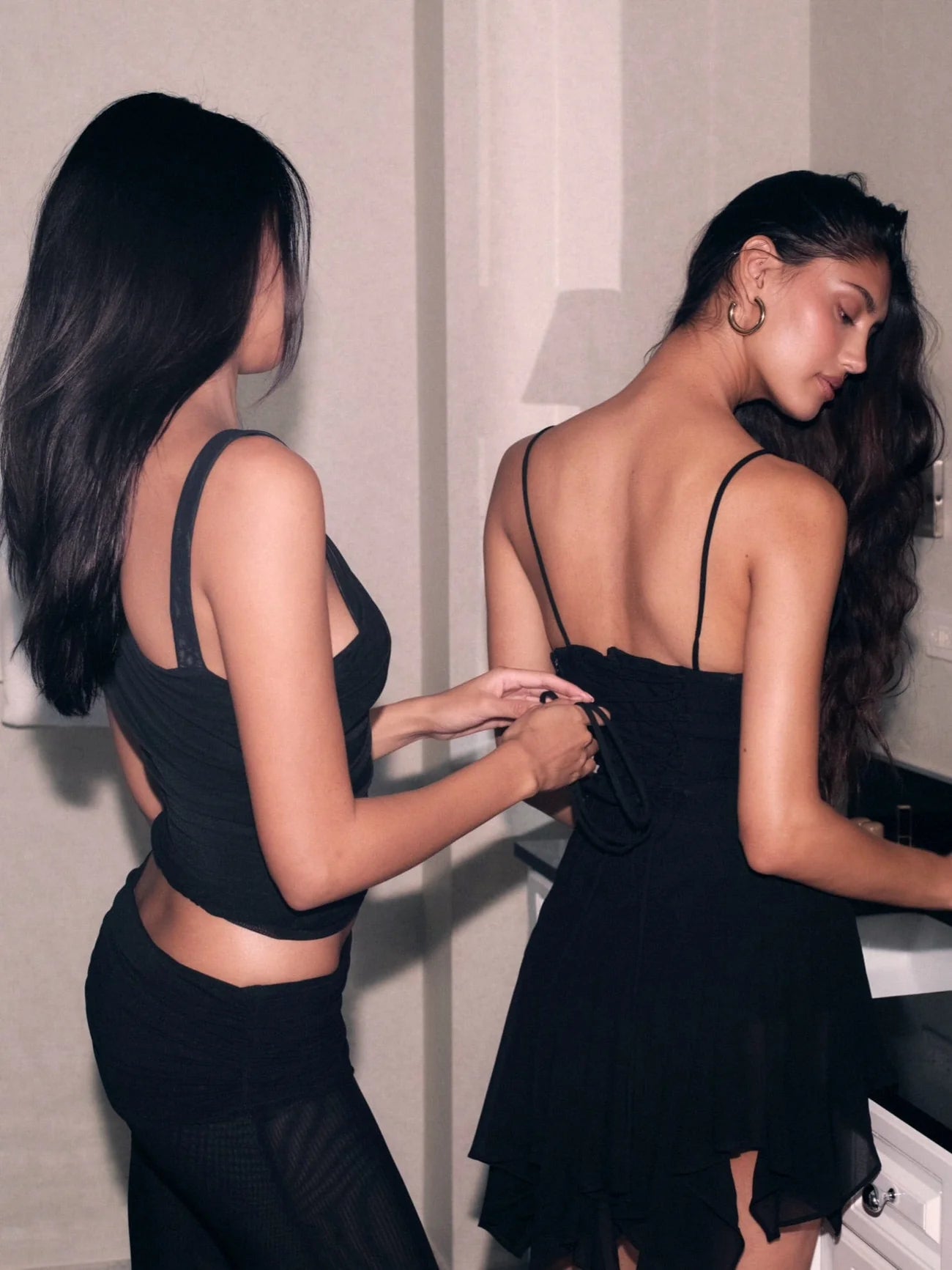 Simple Strap Low-cut Black Chiffon Birthday Skirt Homecoming Dress cc3944