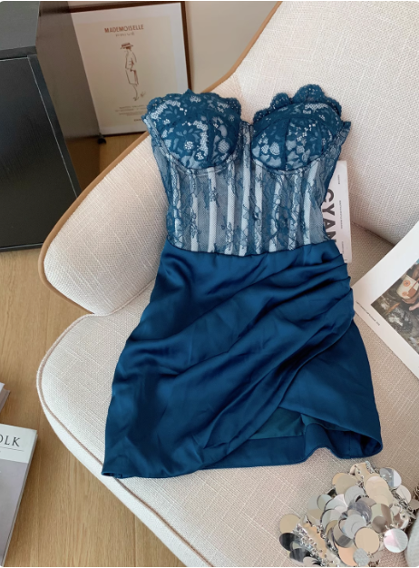 Sexy Lace Patchwork Tube Top Pleated Hip-hugging Birthday Skirt Homecoming Dress cc3952