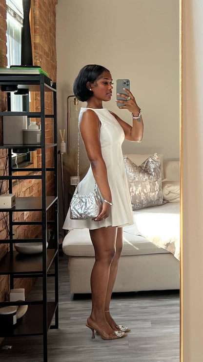 Sweet White Sleeveless Waisted 17th Birthday Homecoming Dress cc3975