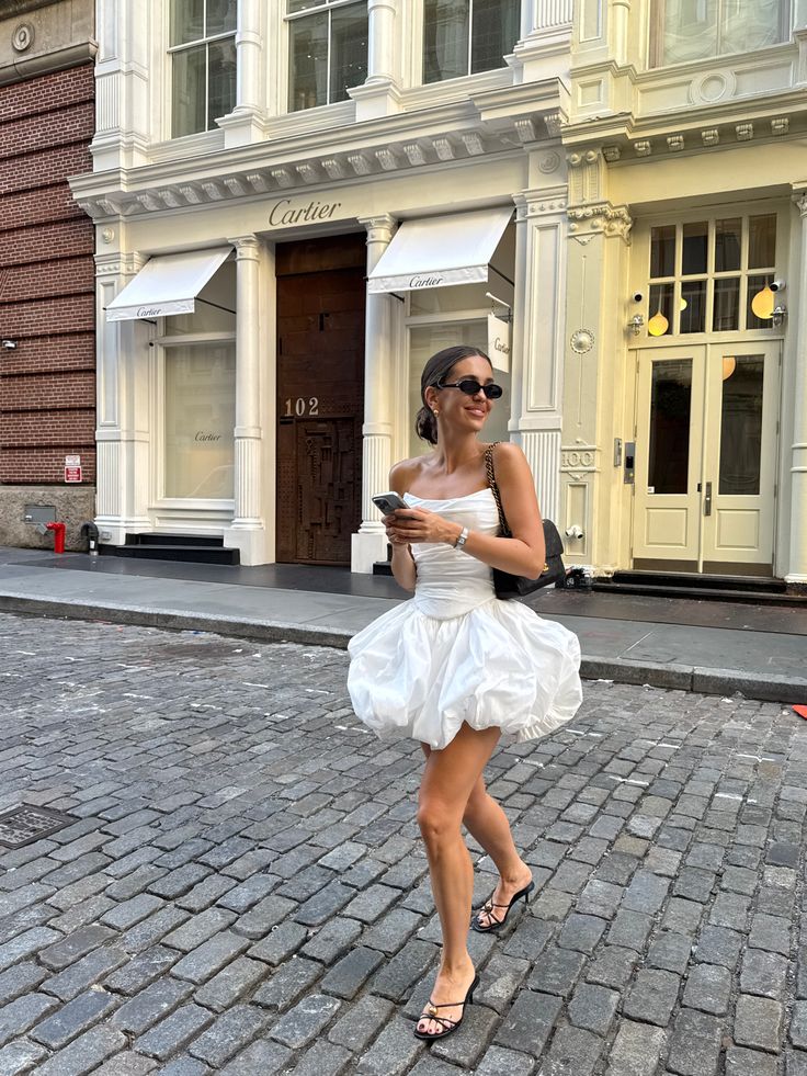 Sweet White Back Tie Waist Flower Bud 17th Birthday Homecoming Dress cc4437