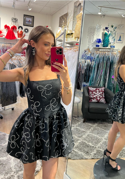 Sweet Black Square Neck Bow Pattern A-line Satin 16th Birthday Homecoming Dress cc4439