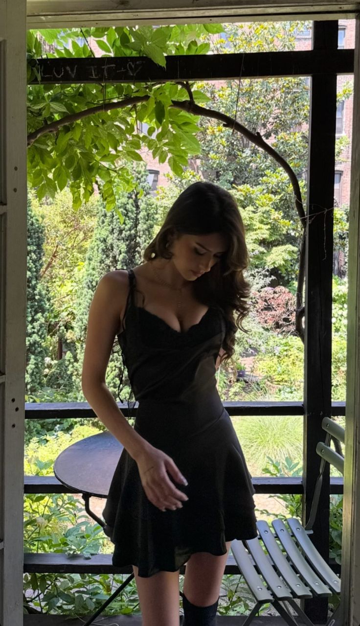 Elegant Black Deep V Neck Lace A-Line Satin Birthday Party Homecoming Dress cc4445