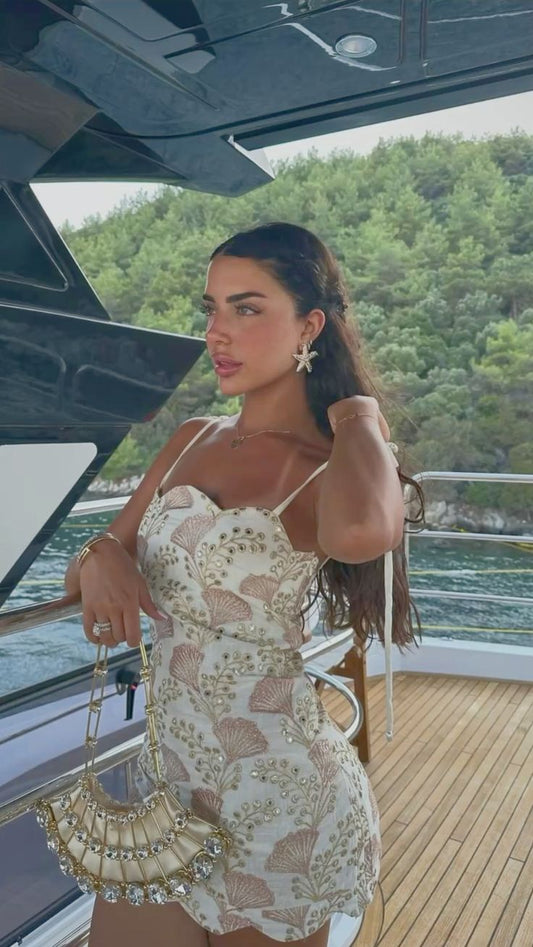 Elegant Off-white Halter Pattern Slim Birthday Party Homecoming Dress cc4463