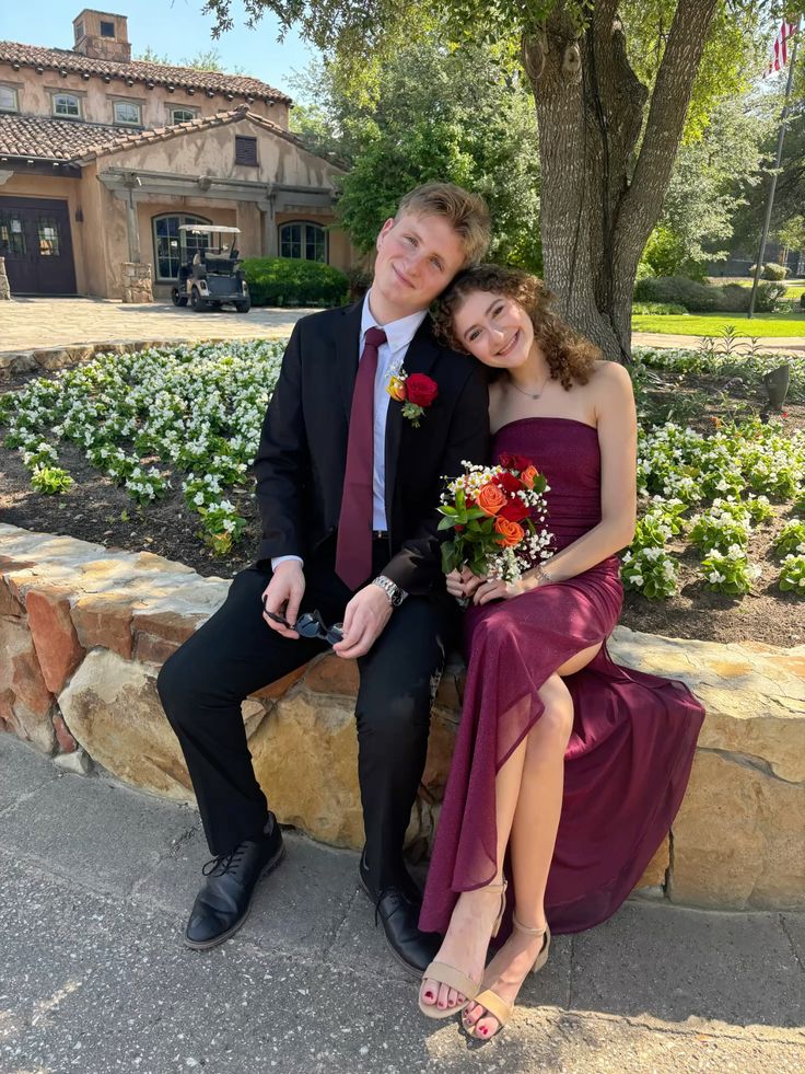 Elegant Burgundy Slim-Fit Strapless High-Slit Chiffon Long Prom Dress Evening Dress cc5174