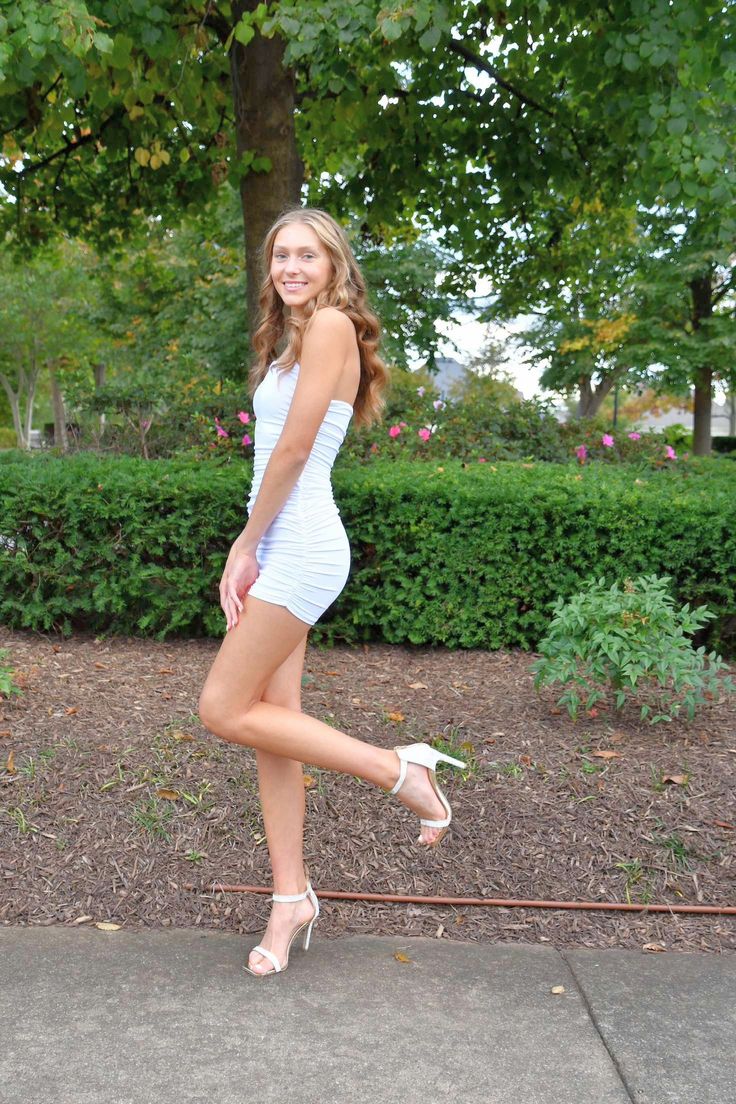 Simple White Halter Neck Slim Fit Hip 17th Birthday Homecoming Dress cc4477