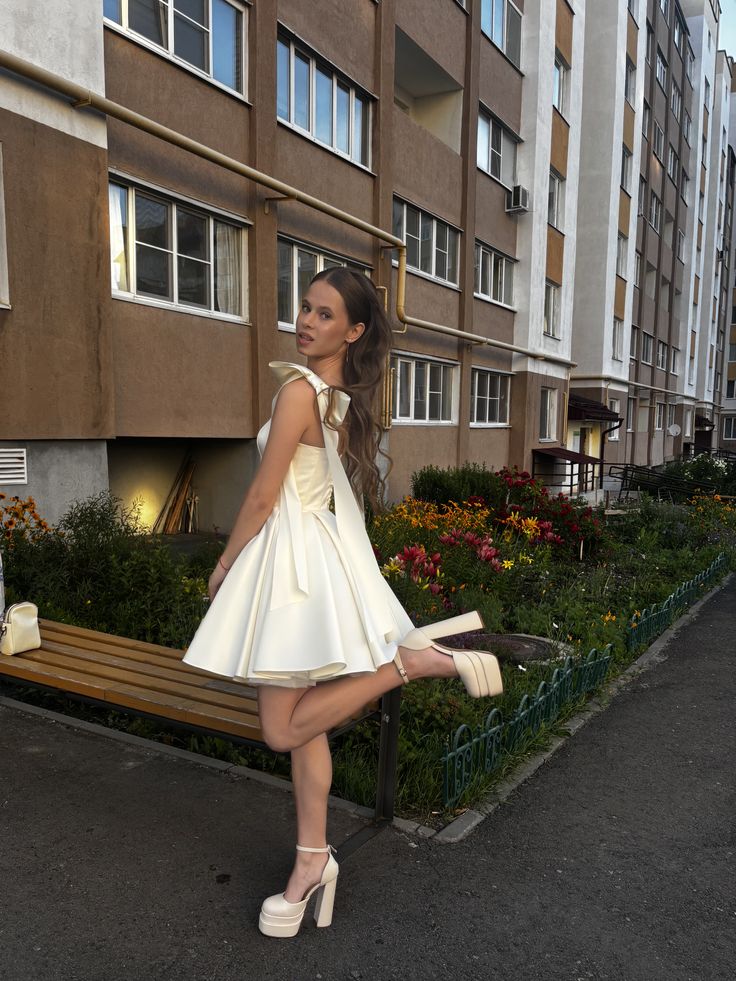 Elegant White Bow Strap Satin A-line Birthday Party Homecoming Dress cc4518