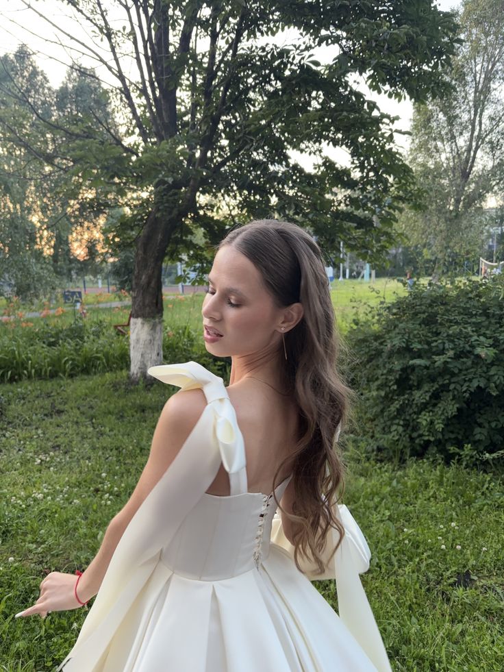 Elegant White Bow Strap Satin A-line Birthday Party Homecoming Dress cc4518