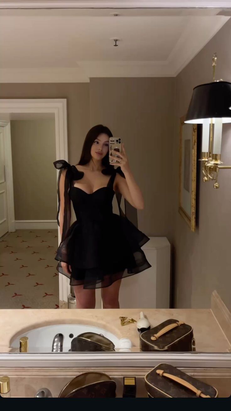 Elegant Black Bow Strap Tulle A-line Birthday Party Homecoming Dress cc4520