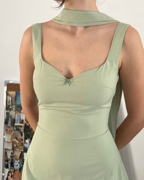 Elegant Light Green Backless Slim Chiffon Birthday Party Homecoming Dress cc4571