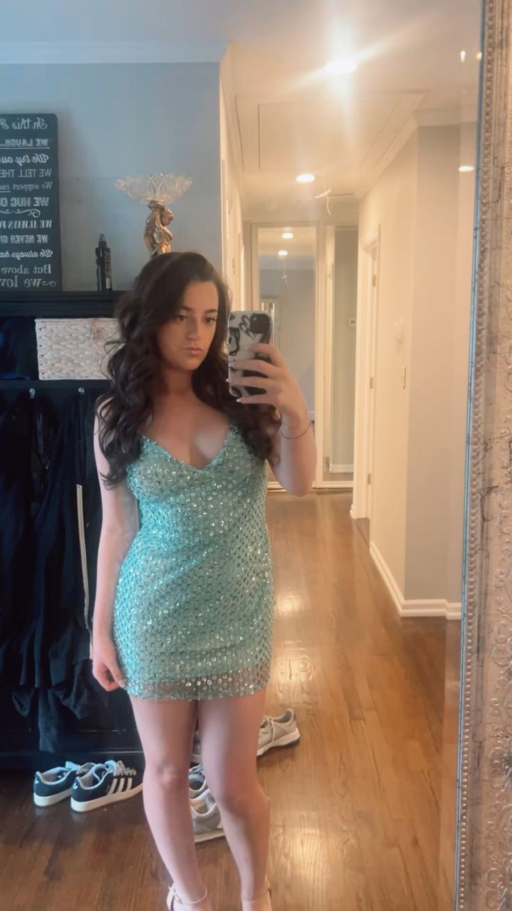 Sparkling Mint Green V-neck Suspender Sequined Slim-fit Hip-hugging Birthday Party Homecoming Dress cc4595