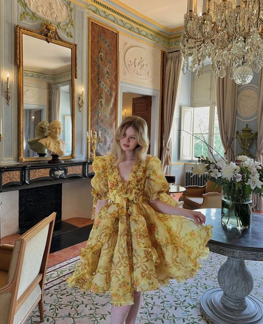 Gorgeous Retro Yellow Floral V-neck Ruffled Puff Sleeve Waist A-line 17th Birthday Homecoming Dress cc4613