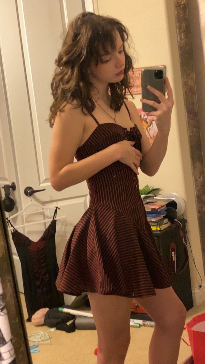 Retro Wine Red Bottom With Black Stripes Thin Strap A-line Birthday Party Homecoming Dress cc4622