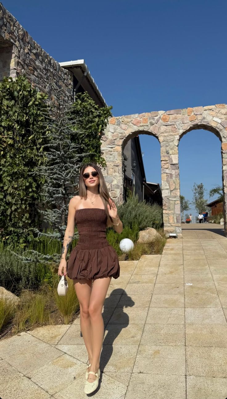 Simple Brown Tube Top Slim Waist Flower Bud 17th Birthday Homecoming Dress cc4646