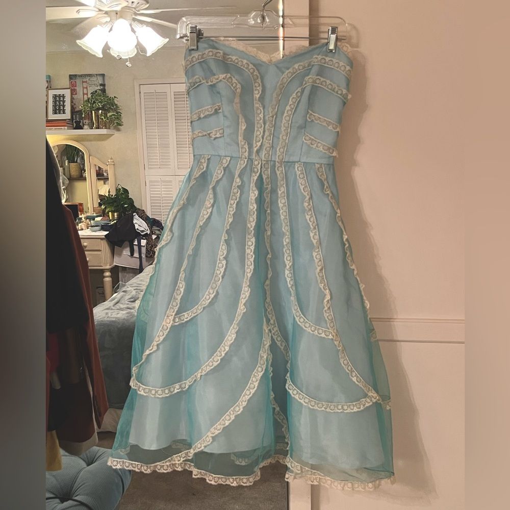 Sweet Retro Light Blue Tube Top White Lace Pattern Waist A-line Birthday Party Homecoming Dress cc4648