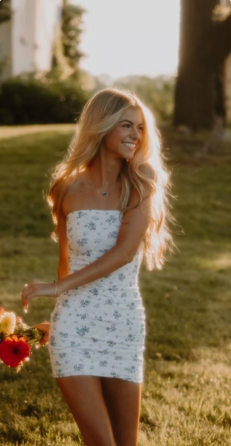 Sweet White And Blue Floral Tube Top Slim Hip 17th Birthday Homecoming Dress cc4651