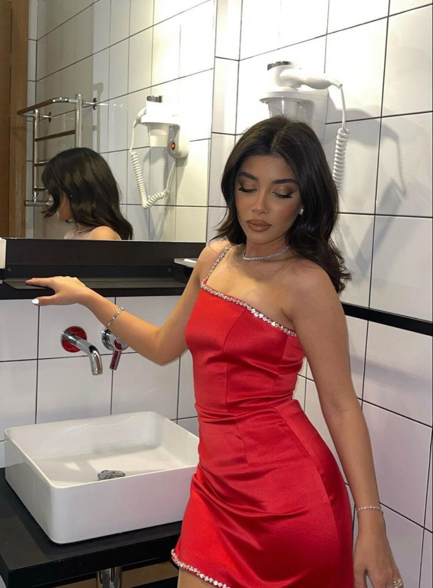 Gorgeous Red One-shoulder Diamond Embellished Slim-fit Satin Birthday Party Homecoming Dress cc4686