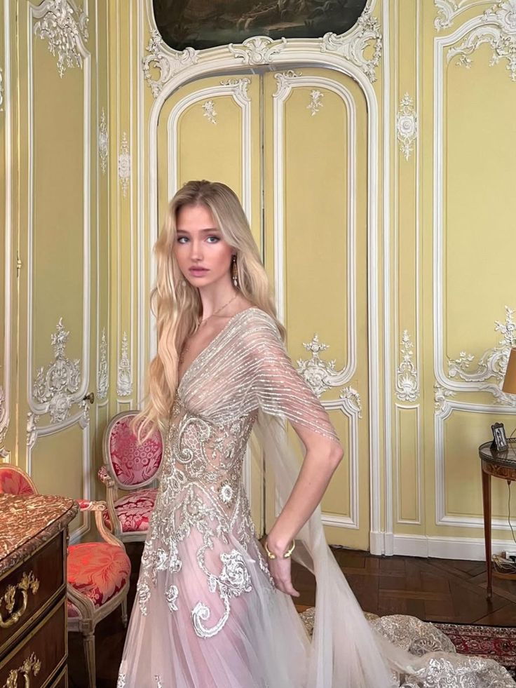 Luxury Palace Nude Pink Mermaid Trailing V-Neck Lace Tulle Prom Dress Evening Dress cc4791