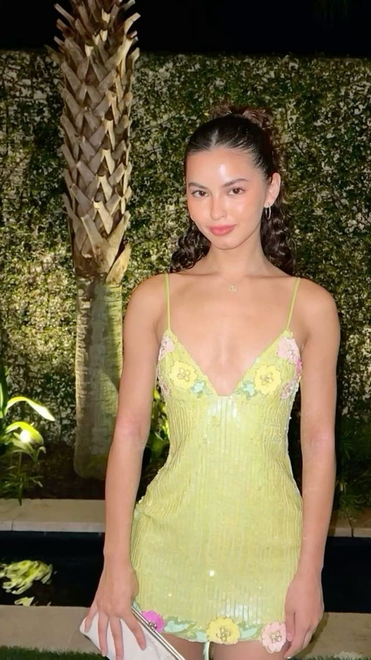 Classy Spaghetti Straps Sequin Sheath Short Homecoming Dress Yellow 18th Birthday Outfits cc3333