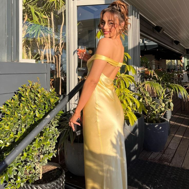 Sexy Off Shoulder Satin Yellow Bridesmaid Dress Long Prom Party Dress cc1816