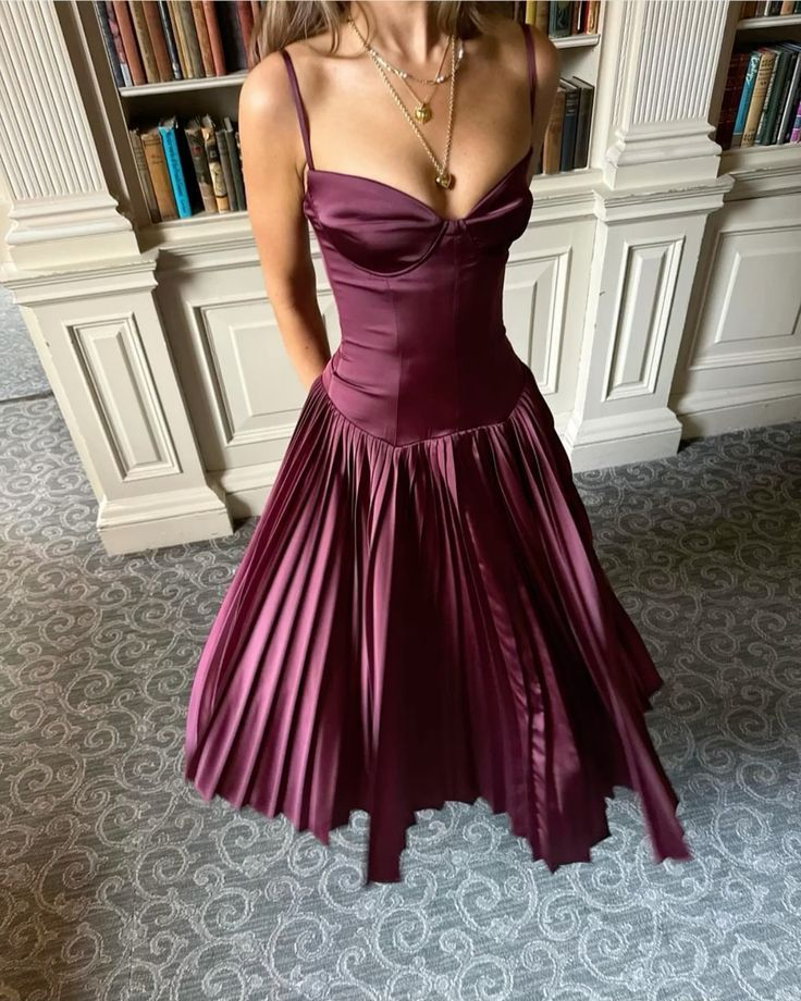 Vintage Burgundy A Line Party Prom Dress，Spaghetti Straps Satin Evening Gown cc2472