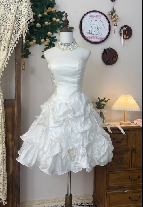 Classy White Strapless Pleated A Line Birthday Outfits Short Homecoming Dress cc3258