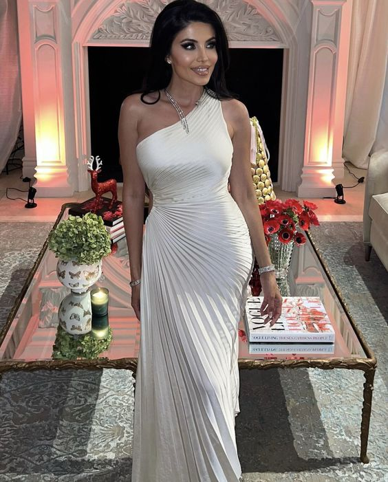 Women's Elegant Long Dress Sexy One Shoulder Tailored Pleated Skinny Long Evening Dress  cc1060