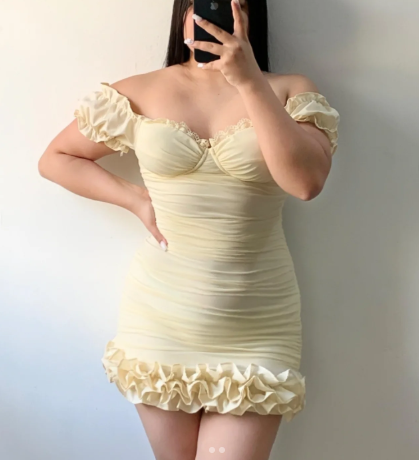 Sweet Off The Shoulder Sweetheart Neck Short Birthday Outfits Yellow Sheath 8th Grade Homecoming Dress cc3406