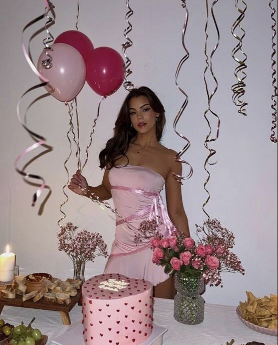 Cute Pink Strapless Chiffon Short Birthday Outfits Formal 7th Grade Homecoming Dress cc3484