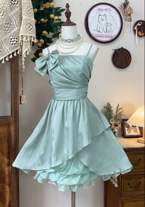Cute Green Spaghetti Straps Satin Pleated Homecoming Dress Short Birthday Outfits cc3099