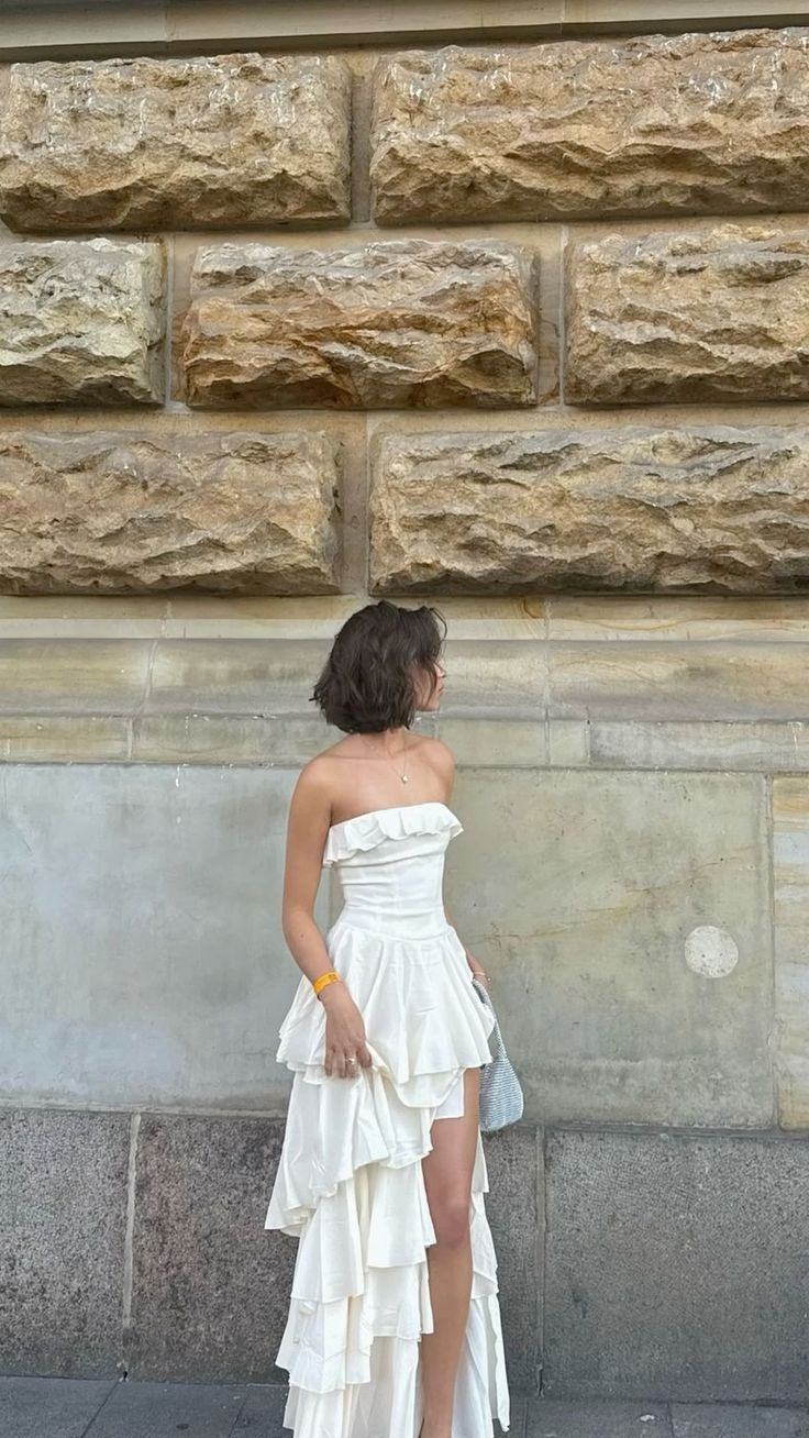 Elegant Ivory Strapless Satin Layered Prom Dress，Formal Wedding Evening Dress cc2681