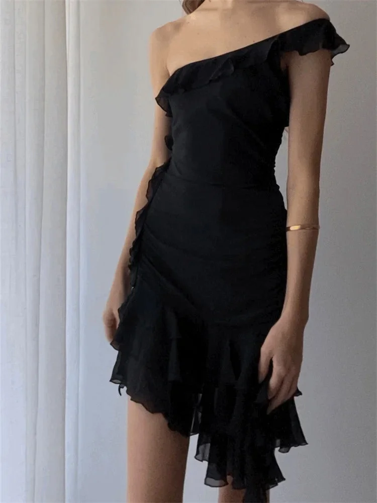 Classy Sleeveless Irregular Ruffles Chiffon Short Party Dress Red One Shoulder Graduation Homecoming Dress cc3387
