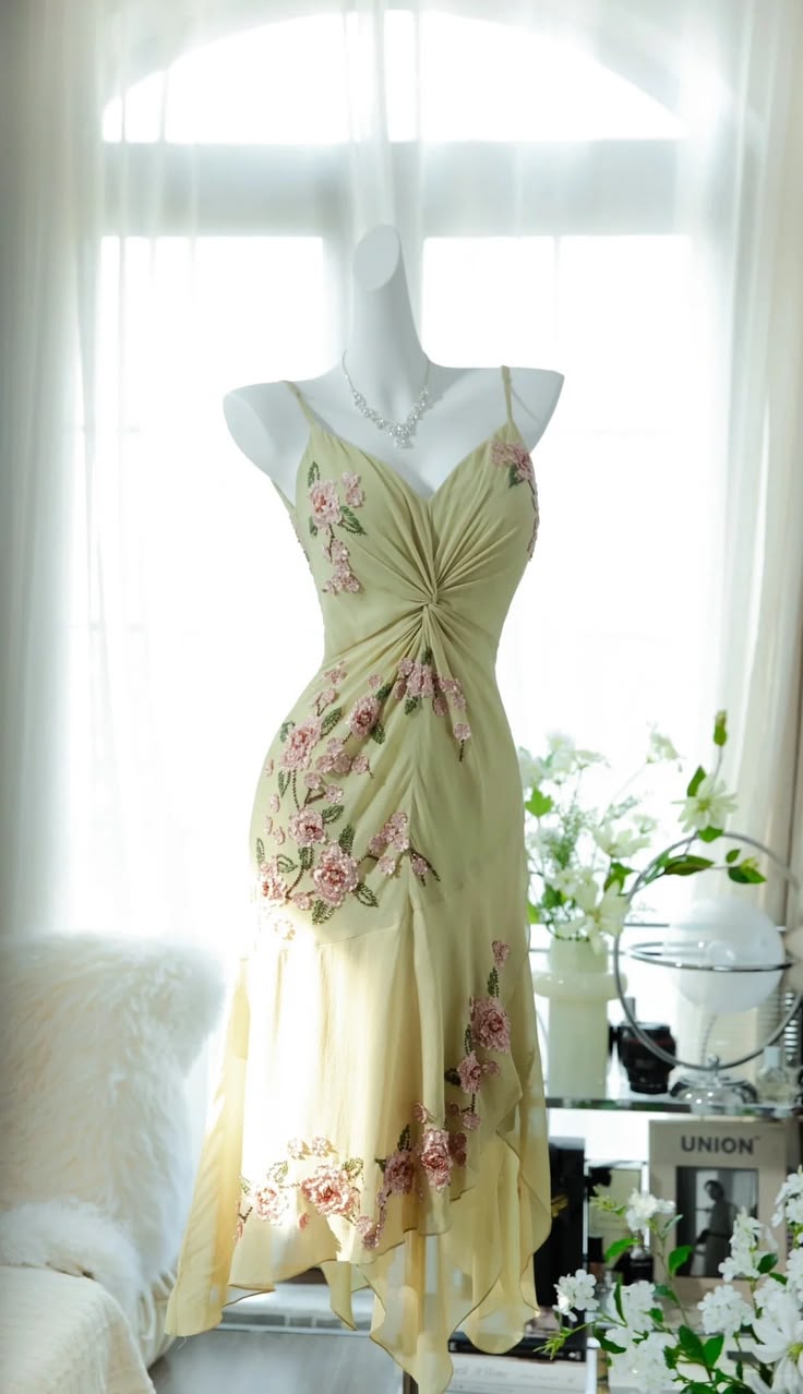 Fashion Spaghetti Straps Appliques Beaded Green Chiffon Homecoming Dress Graduation Dress cc3036