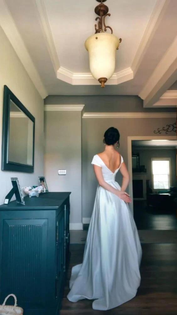 Generous A-line Simple Satin Wedding Dress Charming Wedding Dress cc236