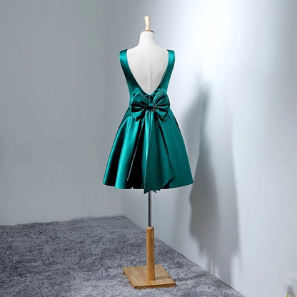 Custom Made Bateau Neckline Satin Short Evening Dress, Homecoming Dresses, Cocktail Dress, Graduation Dress c3290