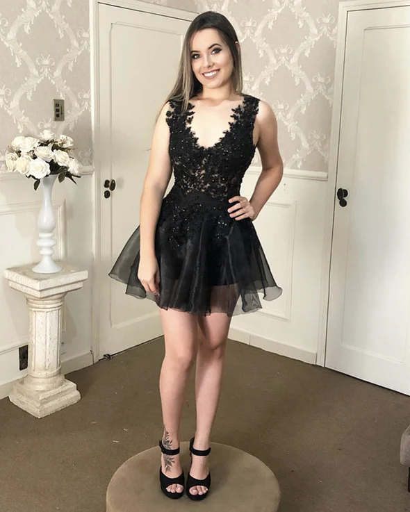 Elegant Short Party Dresses Ruffles Appliques A-line Black Homecoming Dress c3461