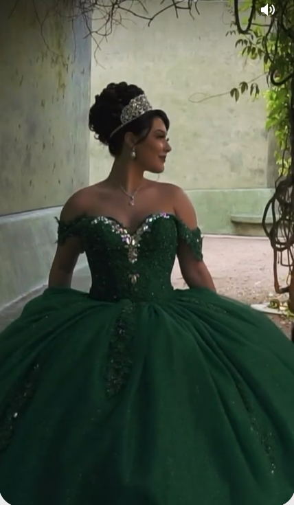 Green Off the Shoulder Quinceañera Dress Sweet 16 Dress Lace-up Ball Gown c3467