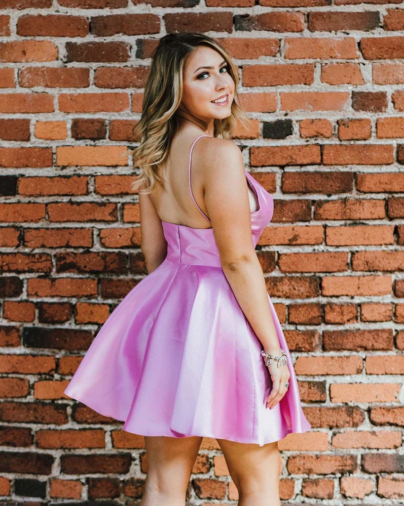 A-Line Unique Halter V-Neck Purple Glitter Tulle Short Homecoming Dress c2990