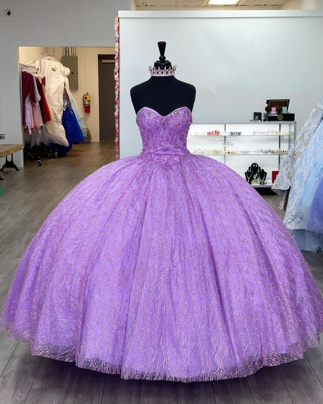 Cape Puffy Ball Gown Quinceanera Sweet 16 Dress Sweetheart Long Prom Gown Quince c2537
