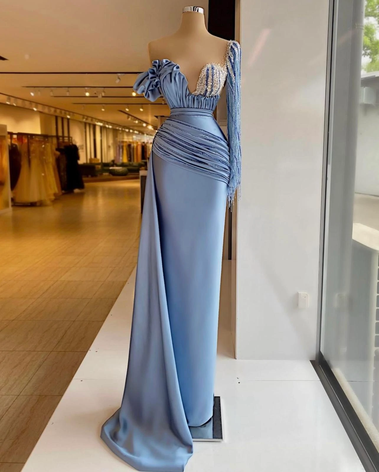 One Shoulder Blue Mermaid Evening Dresses Crystal Long Sleeve Beaded Formal Prom Dress Custom Made Plus Size Pageant Wear Party Dress C2405
