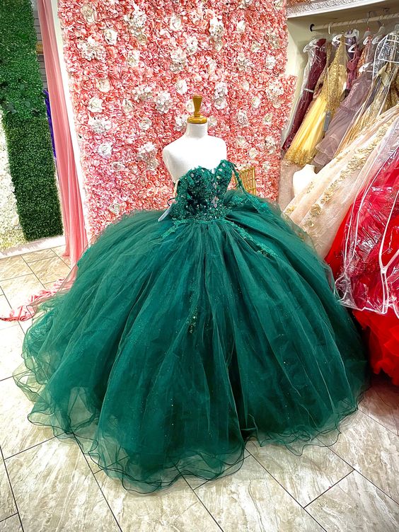 Emerald Green Quinceanera Dresses Sweet 16 Dress Charming Birthday Dre CherryPromDress Emerald Green Quinceanera Dresses Sweet 16 Dress Charming Birthday Dre CherryPromDress