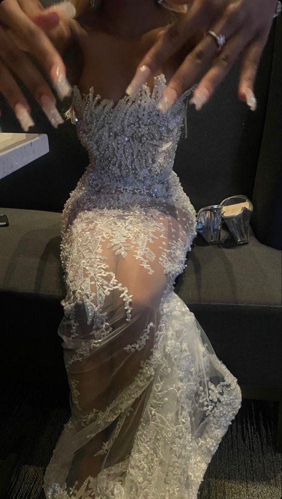 White Luxurious Mermaid Wedding Dress Charming Bride Dress cc90