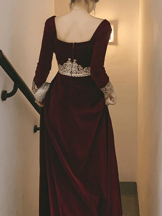 A-Line Elegant Vintage Wedding Guest Formal Evening Valentine's Day Dress Scoop Neck Long Sleeve Floor Length Velvet with Appliques ,Floor Length Prom Dress C1950