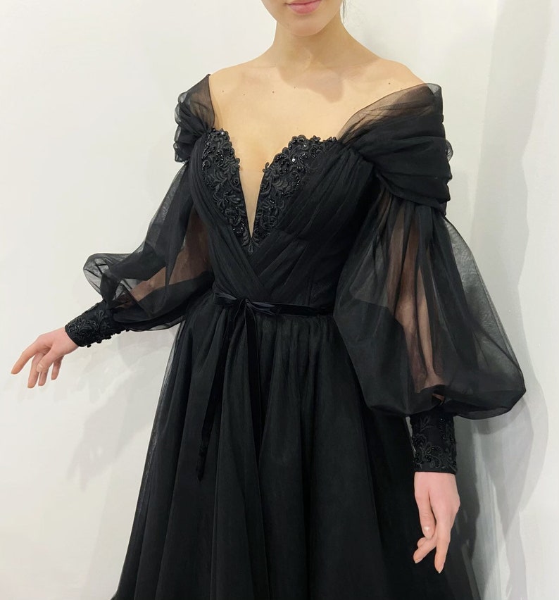 Black gothic tulle embroidery lace corset wedding gown, convertible dress with long sleeves, alternative prom dress C2161