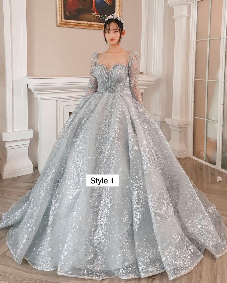 Modern sparkly grey/silver long or cap sleeves ball gown wedding/prom dress with glitter tulle C2157